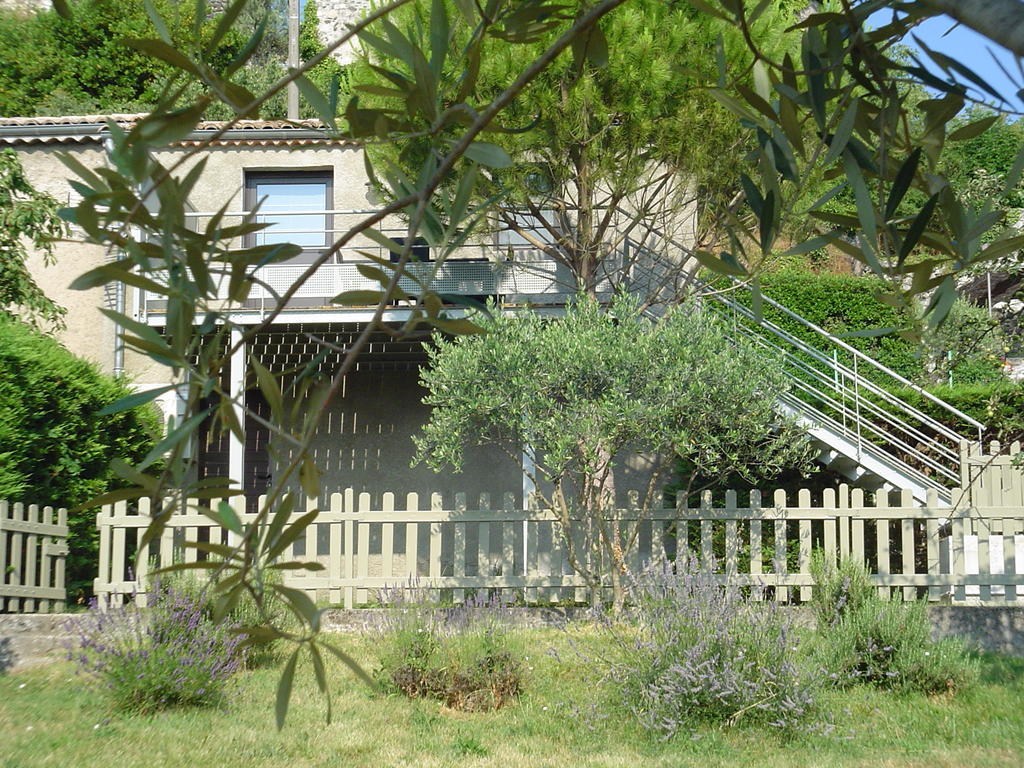Chomérac La Cabane De Pepe Emilien B&B 외부 사진